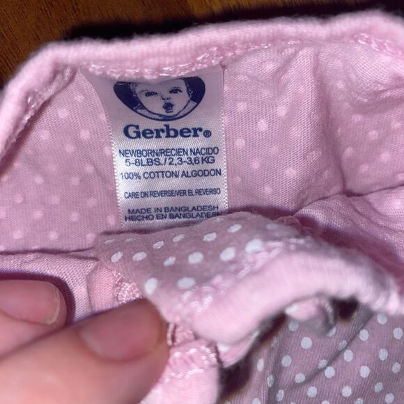 5 For $25 Gerber Pink Polka Dot Zipper Footie Baby Size Newborn - Picture 2 of 3